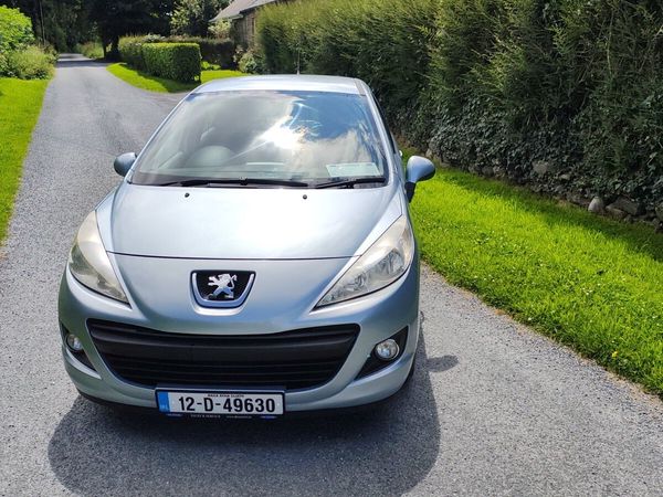 Peugeot 207 Hatchback, Diesel, 2012, Blue