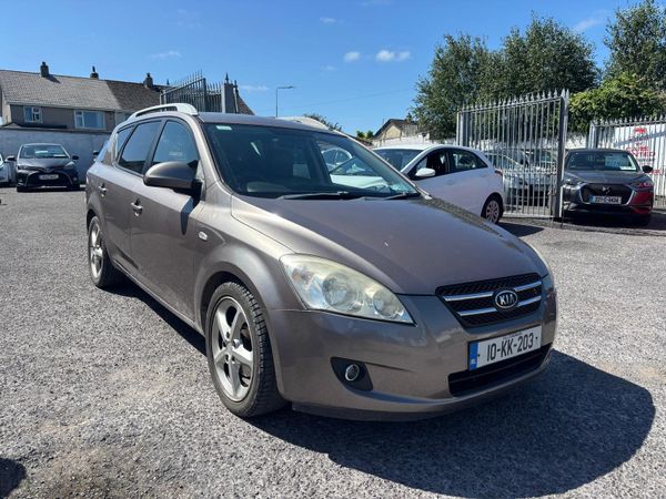 Kia Ceed Estate, Diesel, 2010, Beige