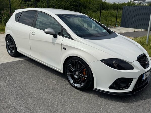 SEAT Leon Hatchback, Petrol, 2008, White