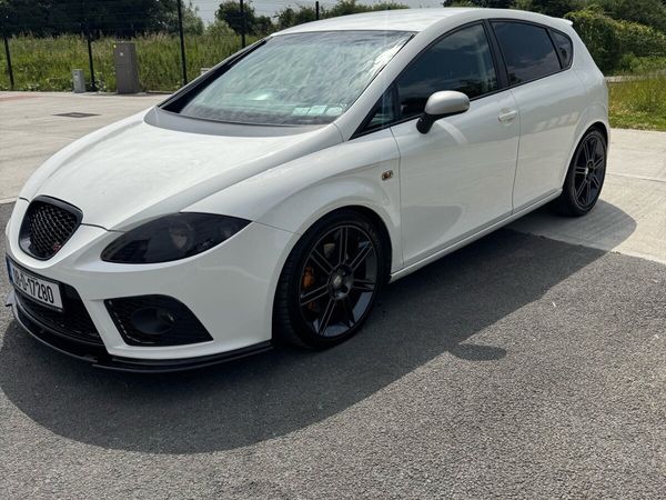 SEAT Leon Hatchback, Petrol, 2008, White