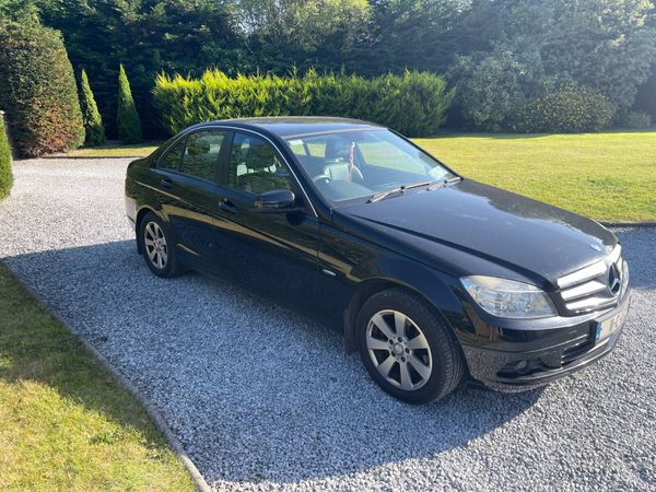 Mercedes-Benz C-Class Saloon, Diesel, 2011, Black