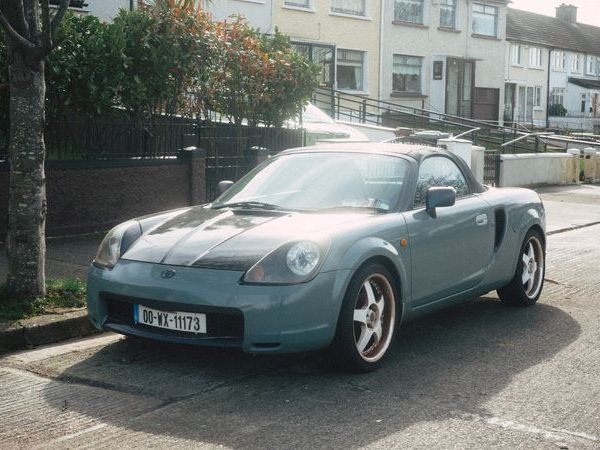 Toyota MR2 Convertible, Petrol, 2000, Grey