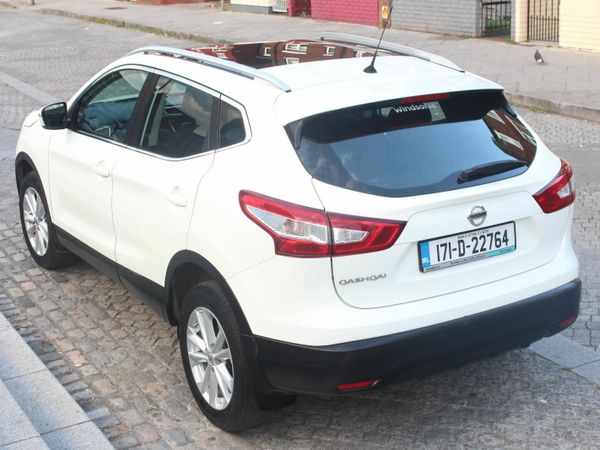 Nissan Qashqai SUV, Petrol, 2017, White