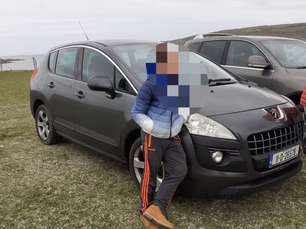 Peugeot 3008 MPV, Diesel, 2011, Grey