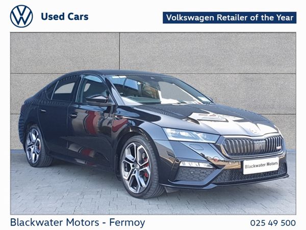 Skoda Octavia Saloon, Diesel, 2023, Black
