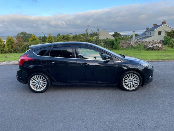 Ford Focus Hatchback, Diesel, 2012, Black
