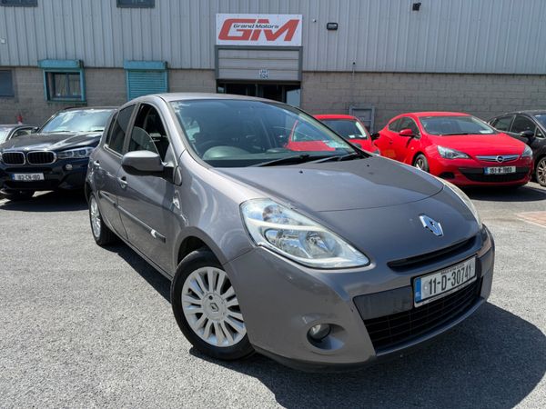 Renault Clio Hatchback, Ethanol Petrol, 2011, Grey
