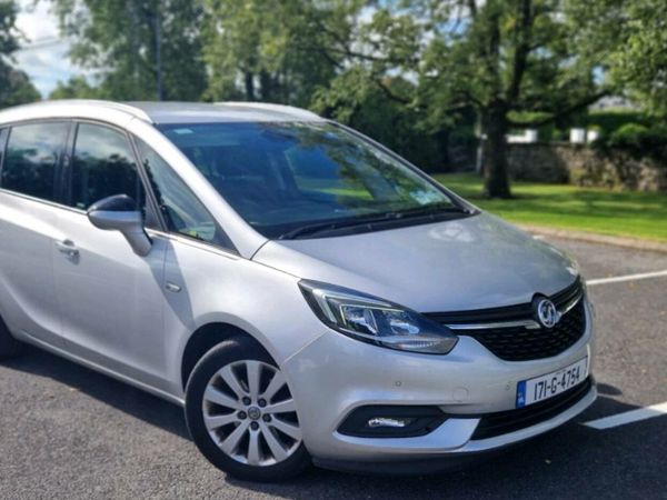Vauxhall Zafira MPV, Diesel, 2017, Silver