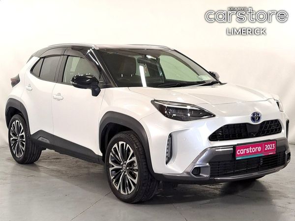 Toyota Yaris Cross Estate, Petrol Hybrid, 2023, White
