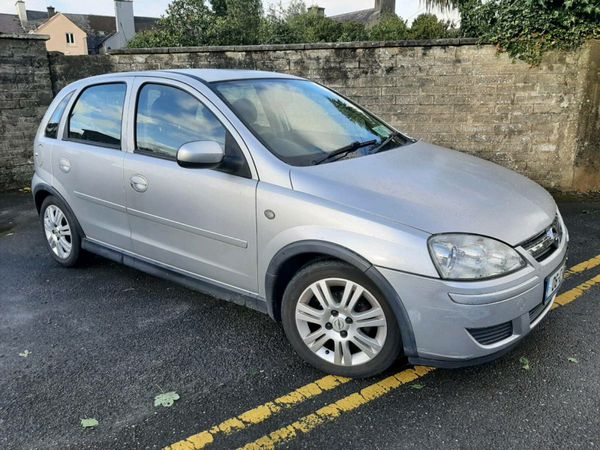 Opel Corsa Hatchback, Petrol, 2006, Silver