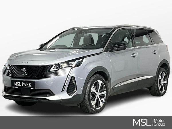 Peugeot 5008 MPV, Diesel, 2023, Grey