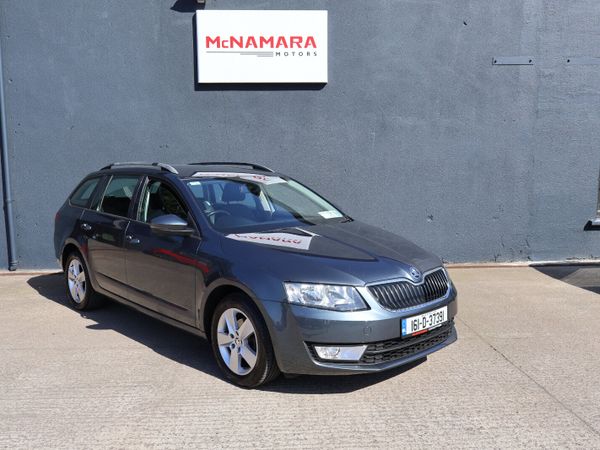 Skoda Octavia Estate, Petrol, 2016, Brown