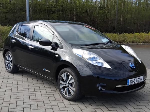 Nissan Leaf Hatchback, Electric, 2017, Black