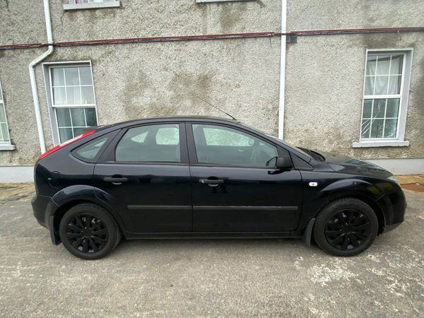 Ford Focus Hatchback, Petrol, 2006, Black