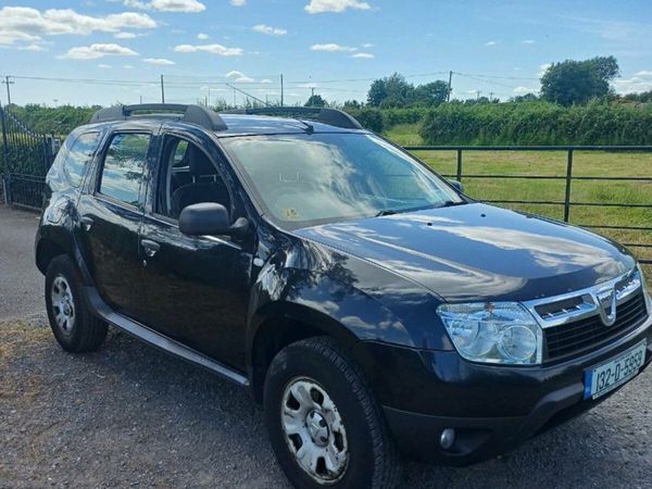Dacia Duster SUV, Diesel, 2013, Black