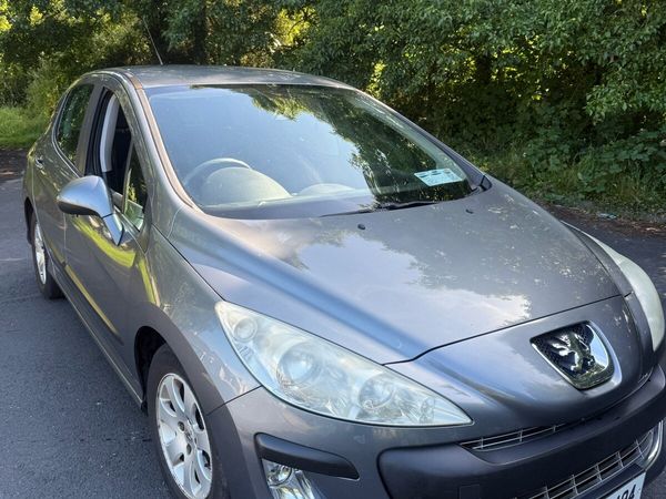 Toyota Yaris Hatchback, Petrol, 2008, Silver