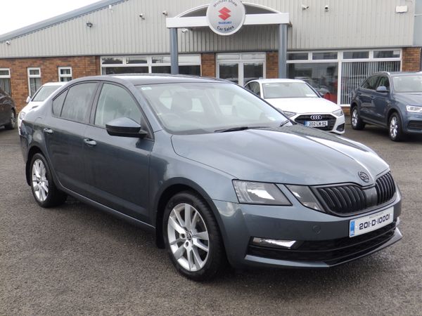 Skoda Octavia Saloon, Diesel, 2020, Grey