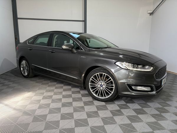 Ford Mondeo Hatchback, Diesel, 2018, Grey
