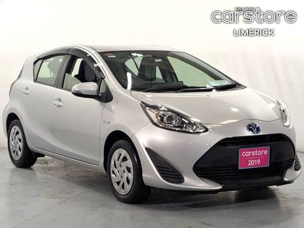 Toyota Aqua Hatchback, Petrol Hybrid, 2019, Silver