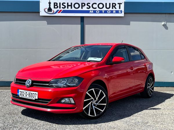 Volkswagen Polo Hatchback, Petrol, 2020, Red