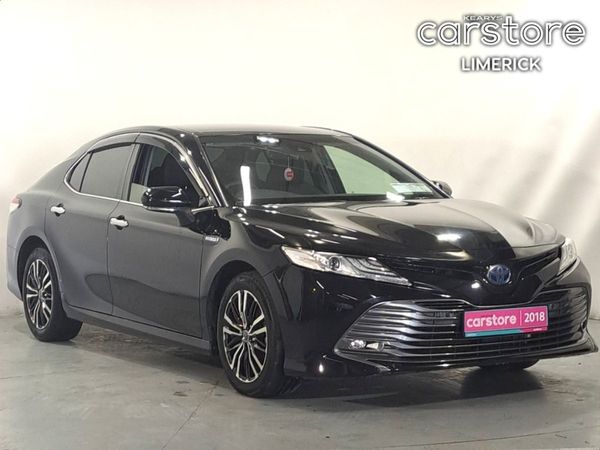 Toyota Camry Saloon, Petrol Hybrid, 2018, Black
