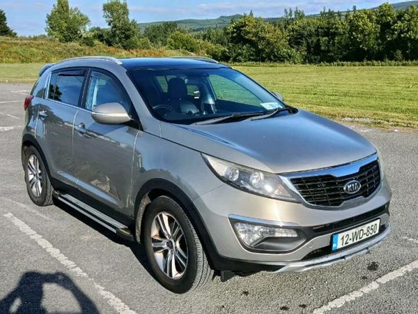 Kia Sportage SUV, Diesel, 2012, Silver