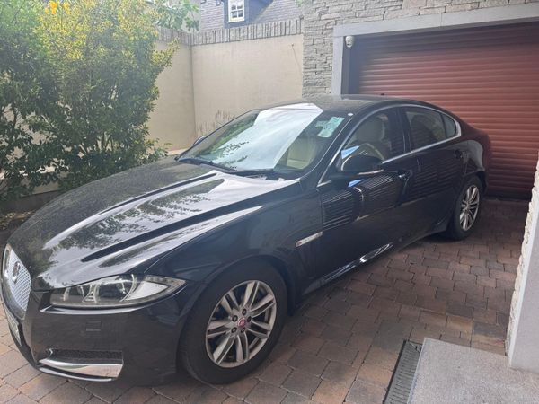 Jaguar XF Saloon, Diesel, 2014, Black