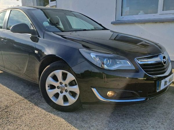 Opel Insignia Saloon, Petrol, 2017, Black