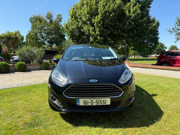 Ford Fiesta Hatchback, Petrol, 2016, Black