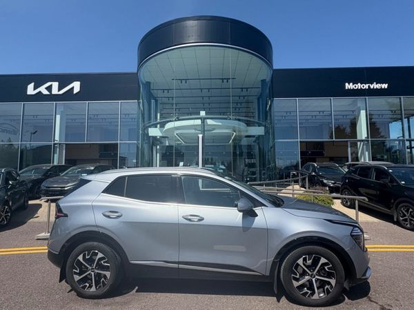 Kia Sportage MPV, Diesel, 2022, Grey