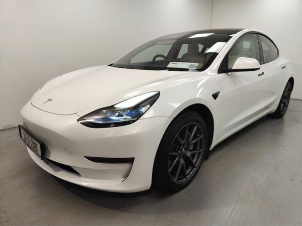 Tesla Model 3 Saloon, Electric, 2021, White