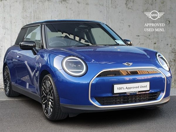 Mini Cooper Hatchback, Electric, 2025, Blue