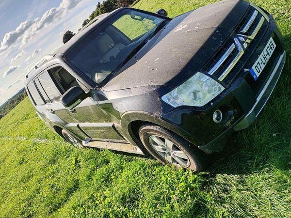 Mitsubishi Pajero SUV, Diesel, 2007, Black