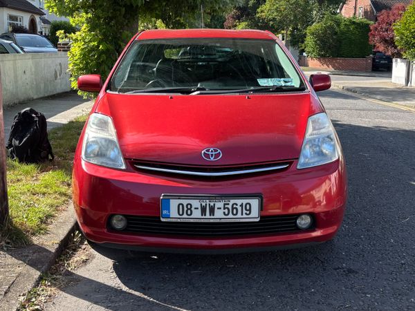 Toyota Prius Hatchback, Petrol Hybrid, 2008, Red