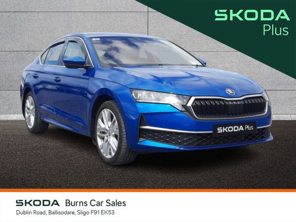 Skoda Octavia Saloon, Diesel, 2024, Blue