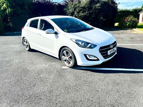 Hyundai i30 Hatchback, Diesel, 2016, White