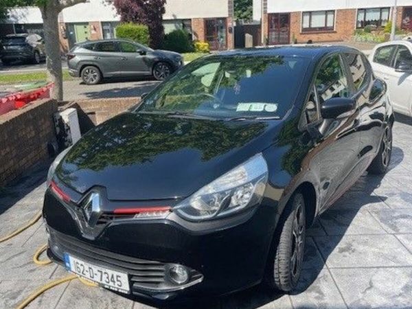 Renault Clio Hatchback, Petrol, 2016, Black
