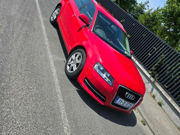 Audi A3 Hatchback, Diesel, 2011, Red