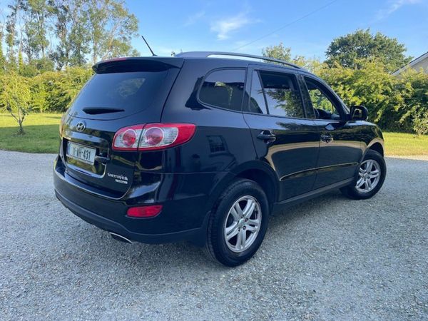 Hyundai Santa Fe SUV, Diesel, 2011, Black