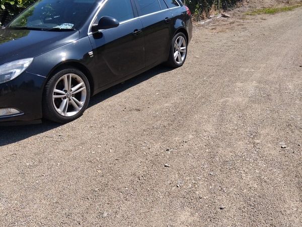 Vauxhall Insignia Estate, Diesel, 2011, Black