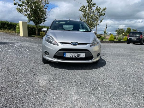 Ford Fiesta Hatchback, Diesel, 2009, Silver