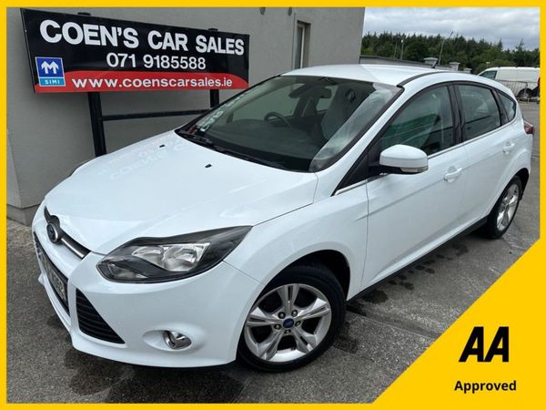 Ford Focus Hatchback, Petrol, 2013, White