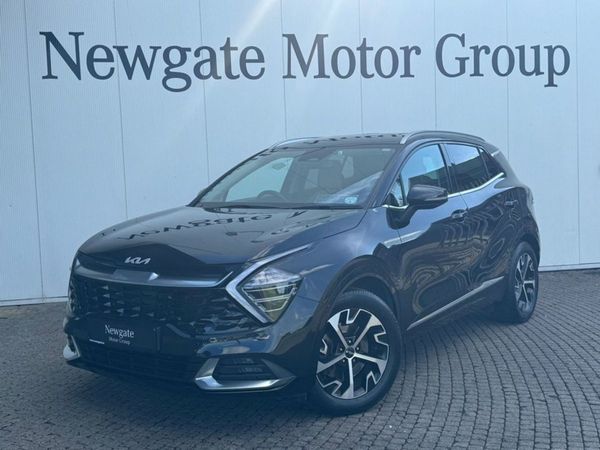 Kia Sportage MPV, Diesel, 2022, Black