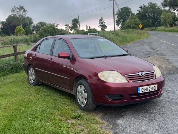 Toyota Corolla Saloon, Petrol, 2005, Red
