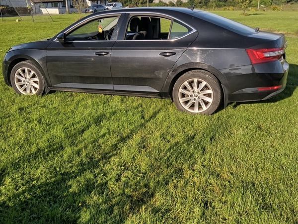 Skoda Superb Saloon, Diesel, 2019, Black