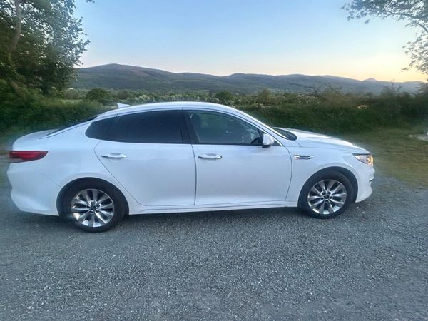 Kia Optima Saloon, Diesel, 2018, White