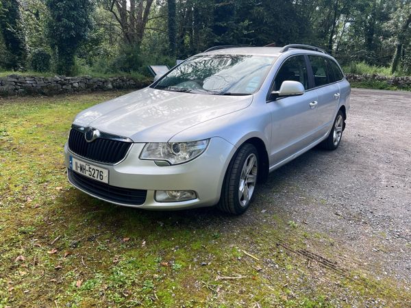 Skoda Superb Estate, Diesel, 2011, Silver