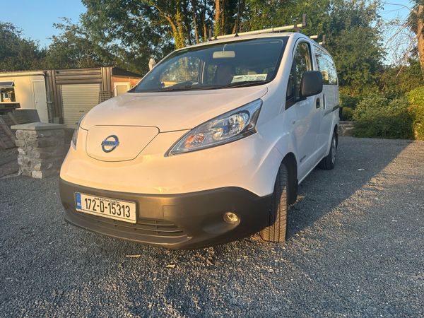 Nissan NV200 Estate, Electric, 2017, White