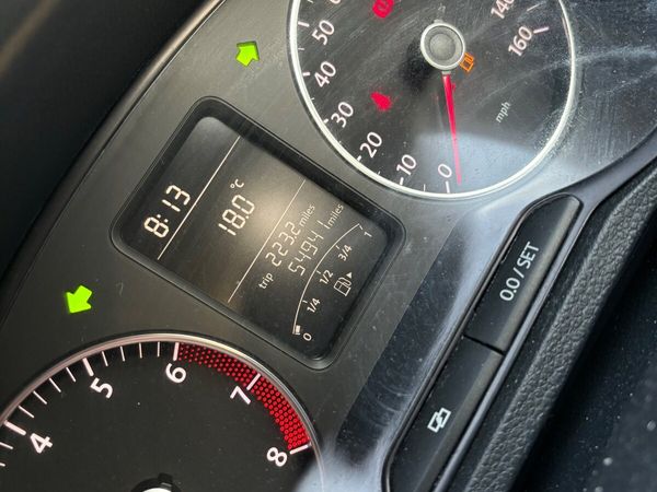 Volkswagen Polo Hatchback, Petrol, 2011, Blue