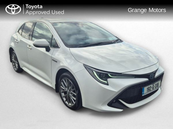 Toyota Corolla Hatchback, Petrol Hybrid, 2019, White